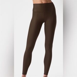 ALO Yoga High-Rise Airlift Legging (Espresso) NWT - Retails $134